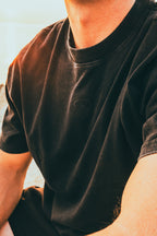 OMBRÉ TEE: BLACK